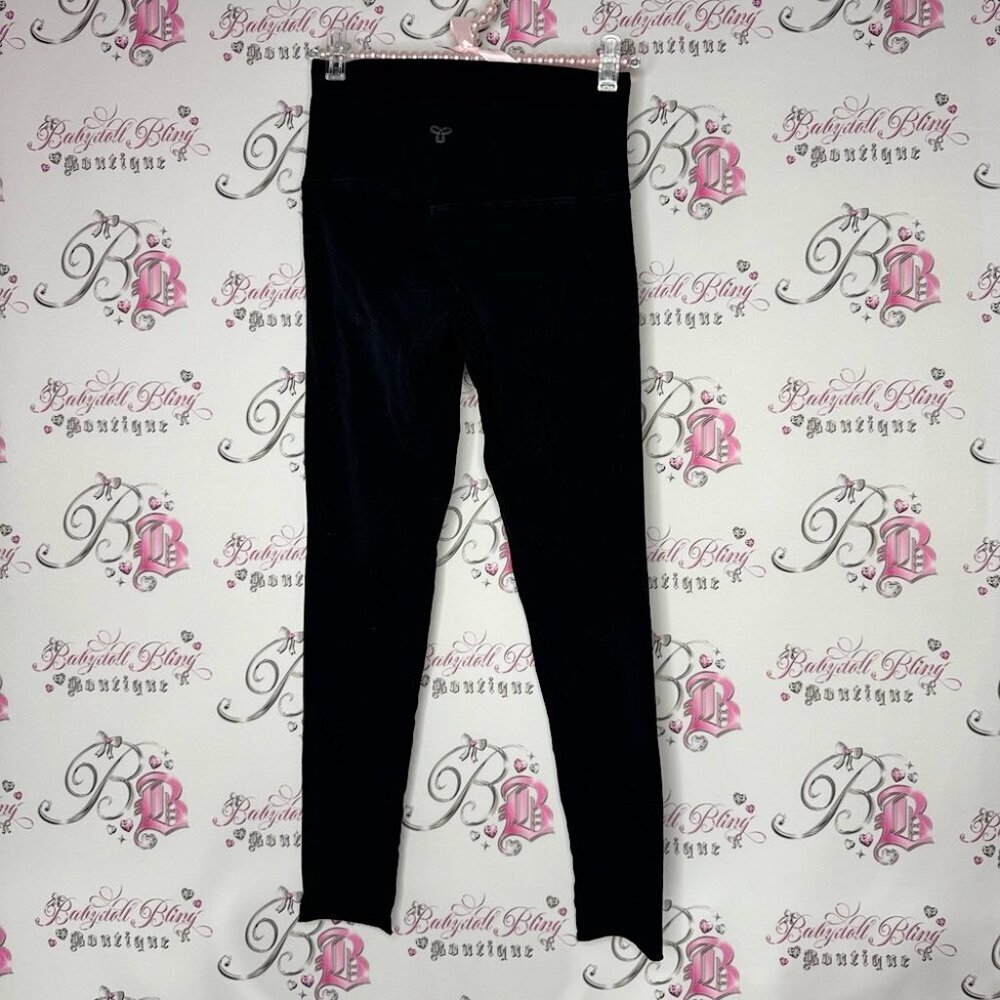 TNA Black Leggings aritzia logo on back stretchy soft buttery tights